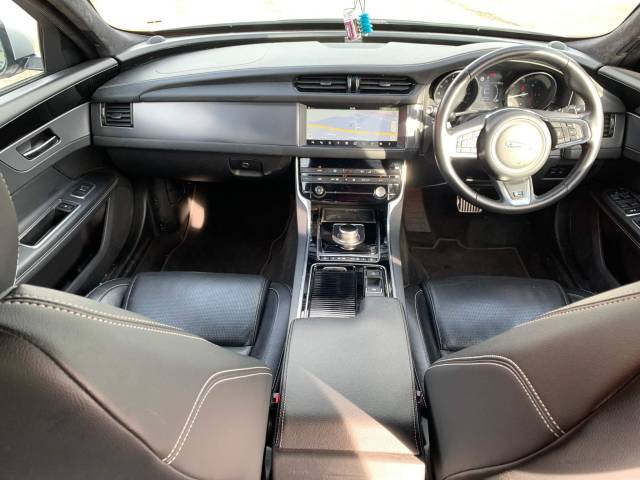 2018 Jaguar XF 2.0d [180] R-Sport 4dr Auto