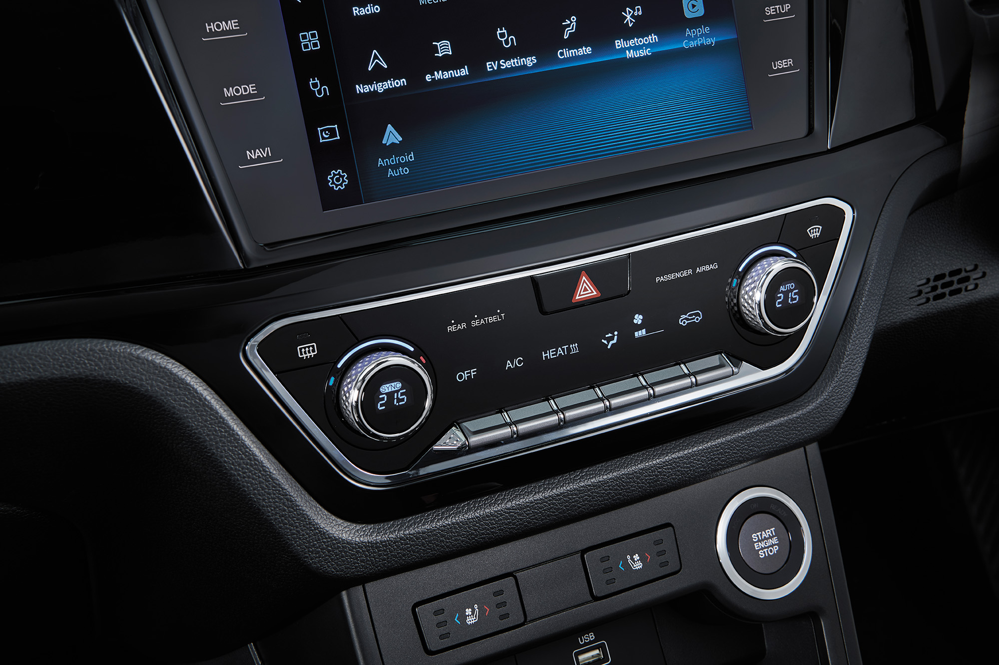 Dual zone air conditioning